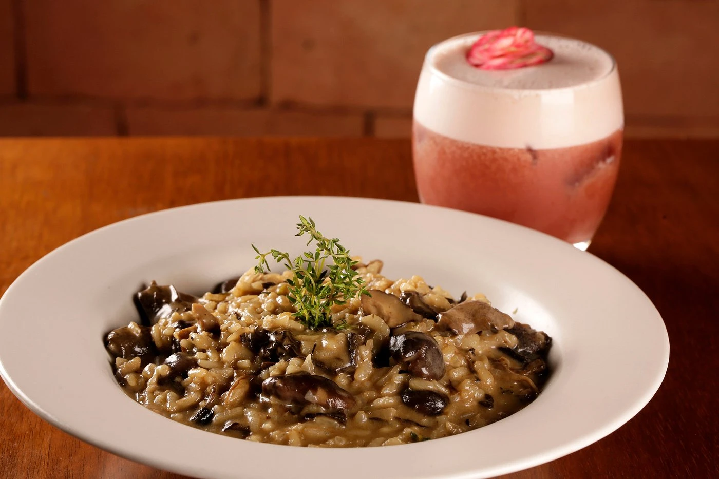 Jockey Club - Craft Beers & Corcovado View - Image